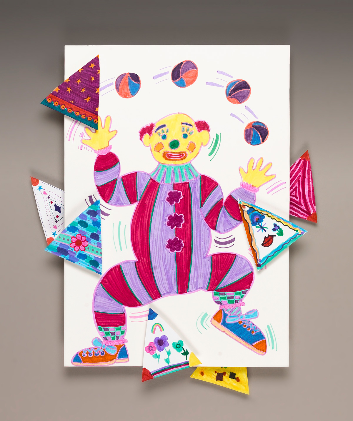 Поделка клоун из цветной бумаги рукава